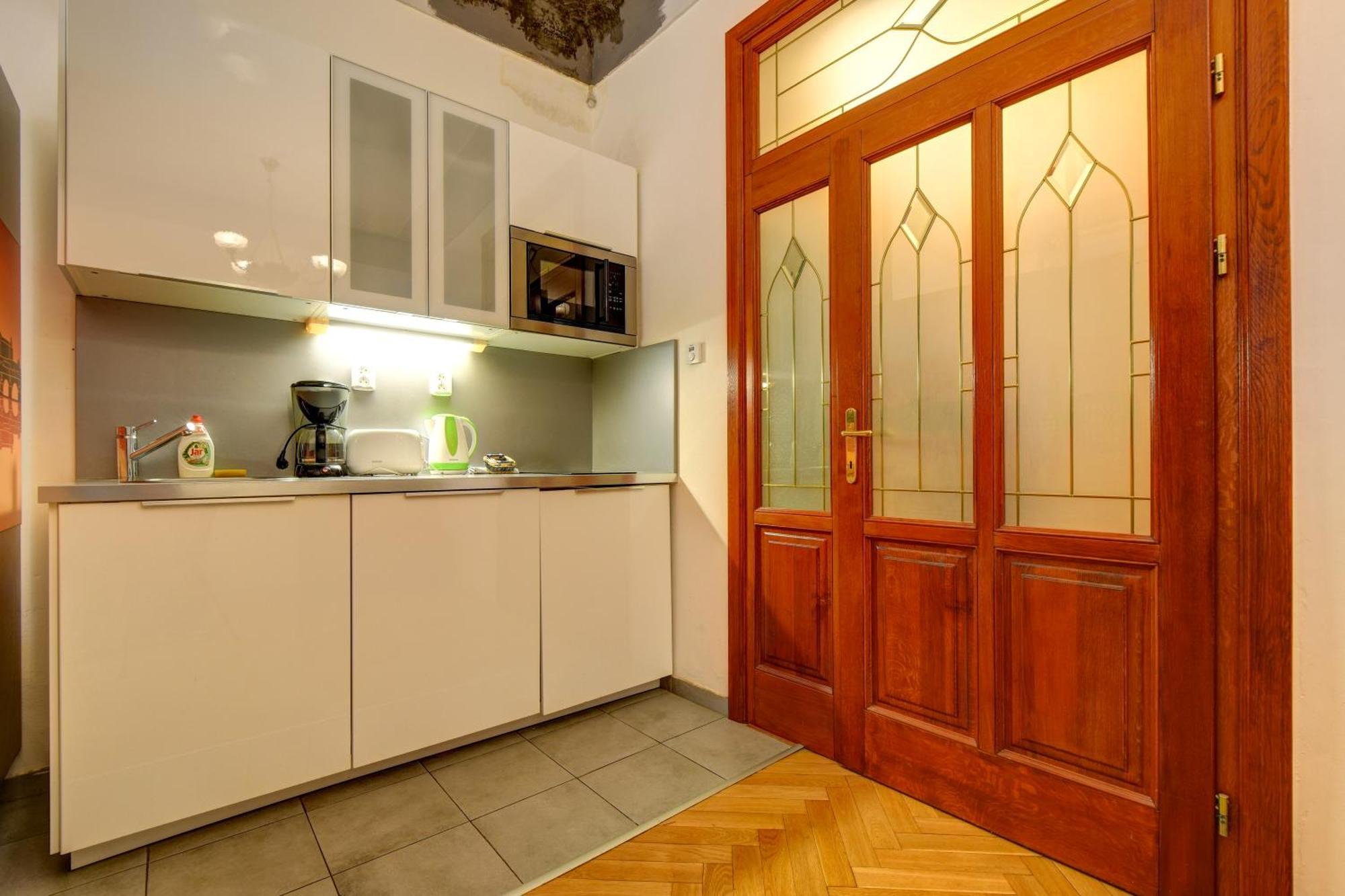 Historic Centre Apartments VIII Прага Екстер'єр фото