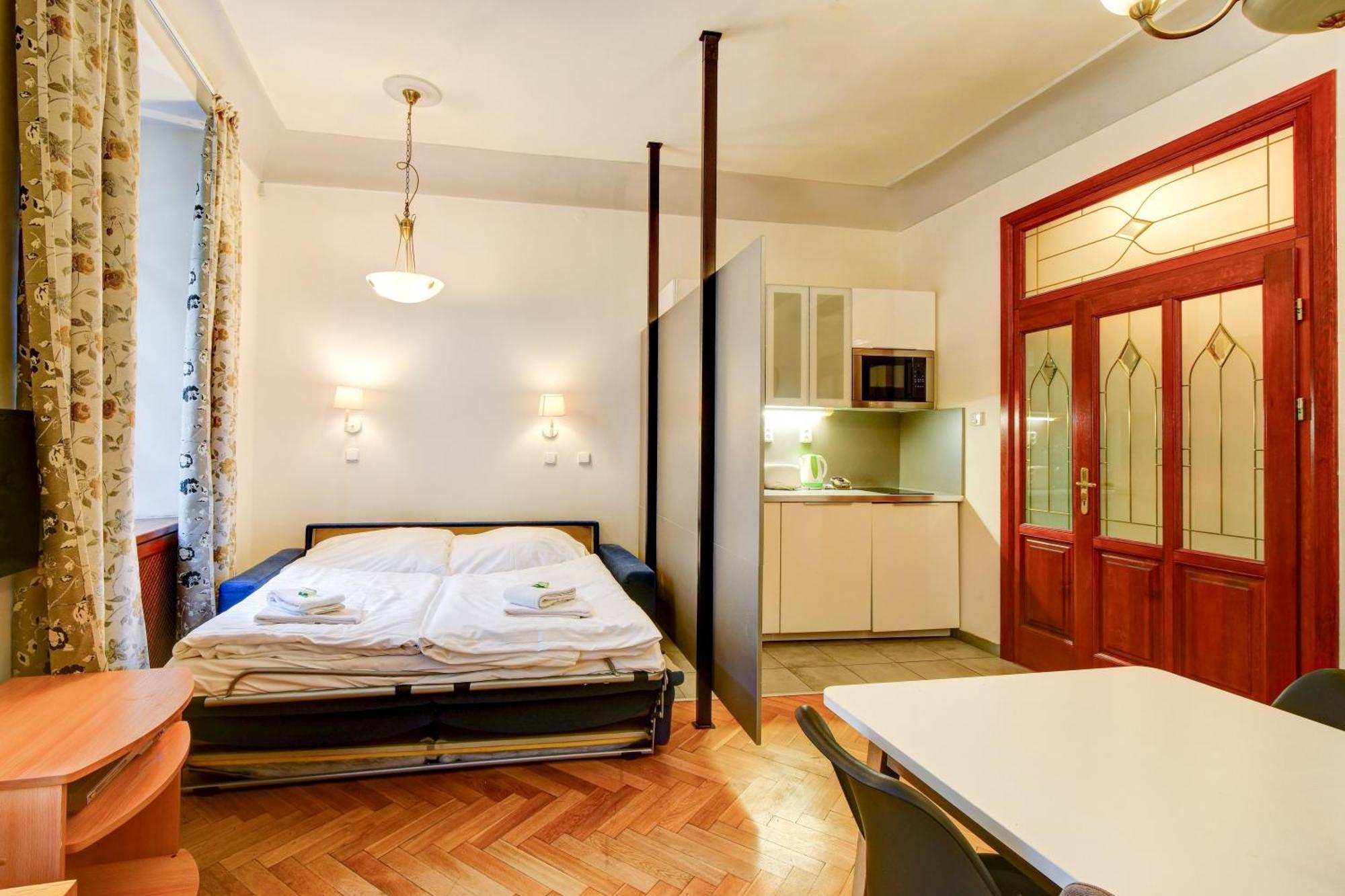 Historic Centre Apartments VIII Прага Екстер'єр фото