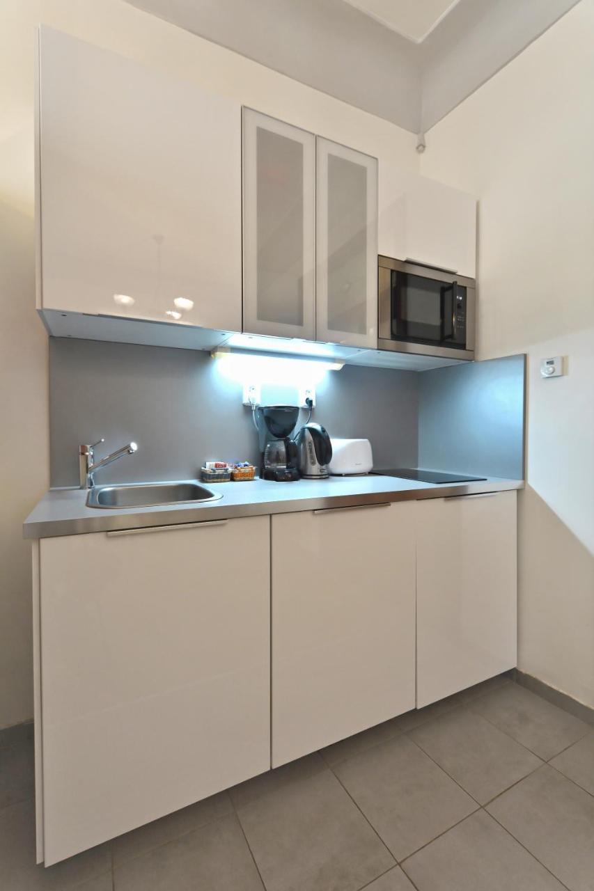 Historic Centre Apartments VIII Прага Екстер'єр фото