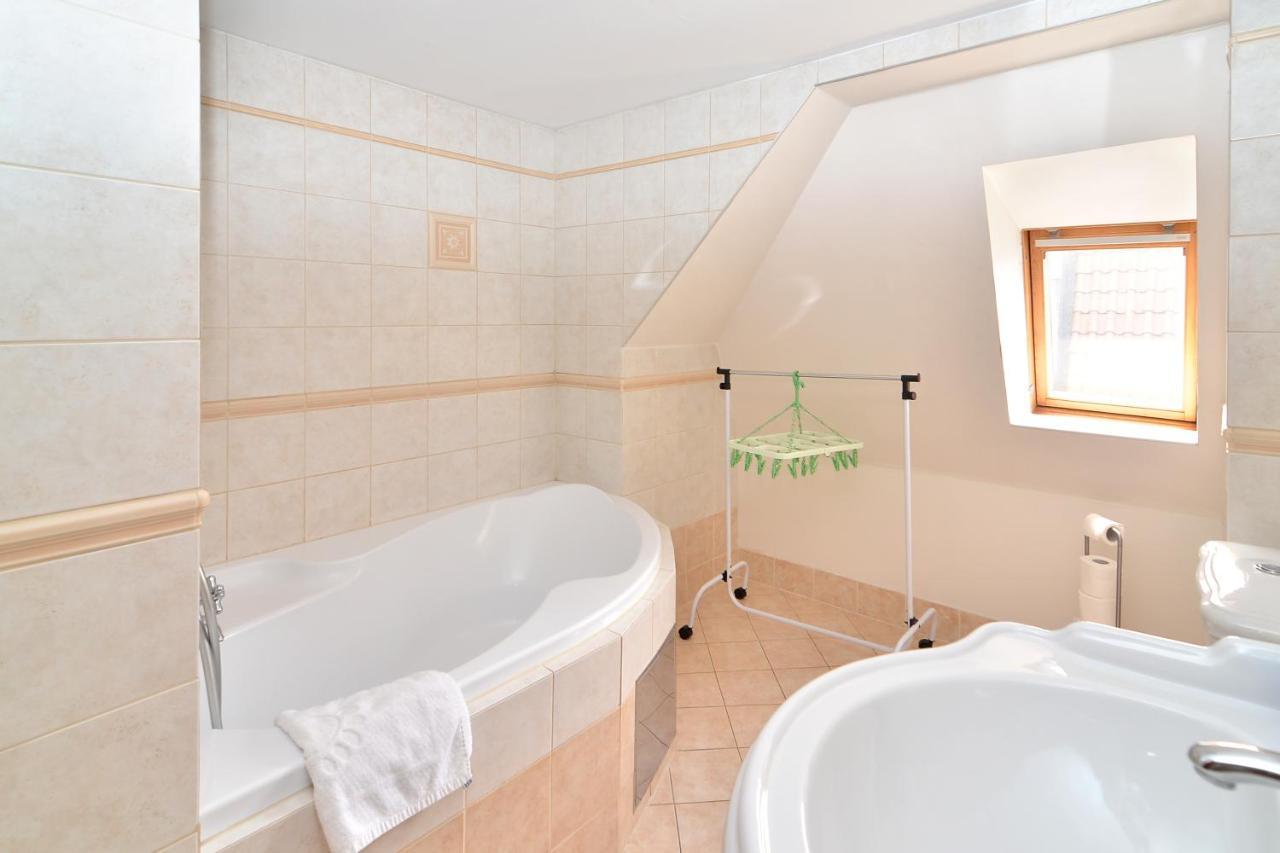 Historic Centre Apartments VIII Прага Номер фото